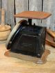 Antique Primitive Old Farm Kitchen Scale 20 Lbs Primitives photo 4