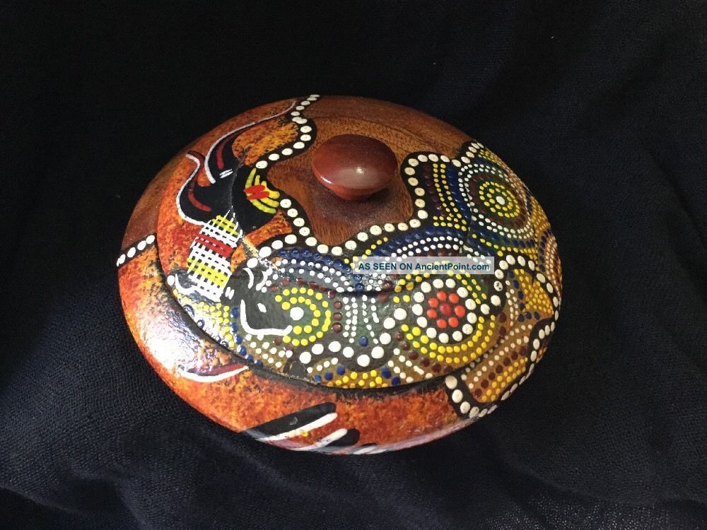Aboriginal Wood Box Australia Artist Signed Hand Painted Trinket Round Pacific Islands & Oceania photo