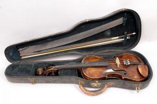 Exceptional Quality Antique At Least 19c 4/4 Violin,  Bow & Case photo