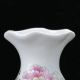 Hand - Painted Famille Rose Porcelain Flower Vase W Qianlong Mark B916 Vases photo 1