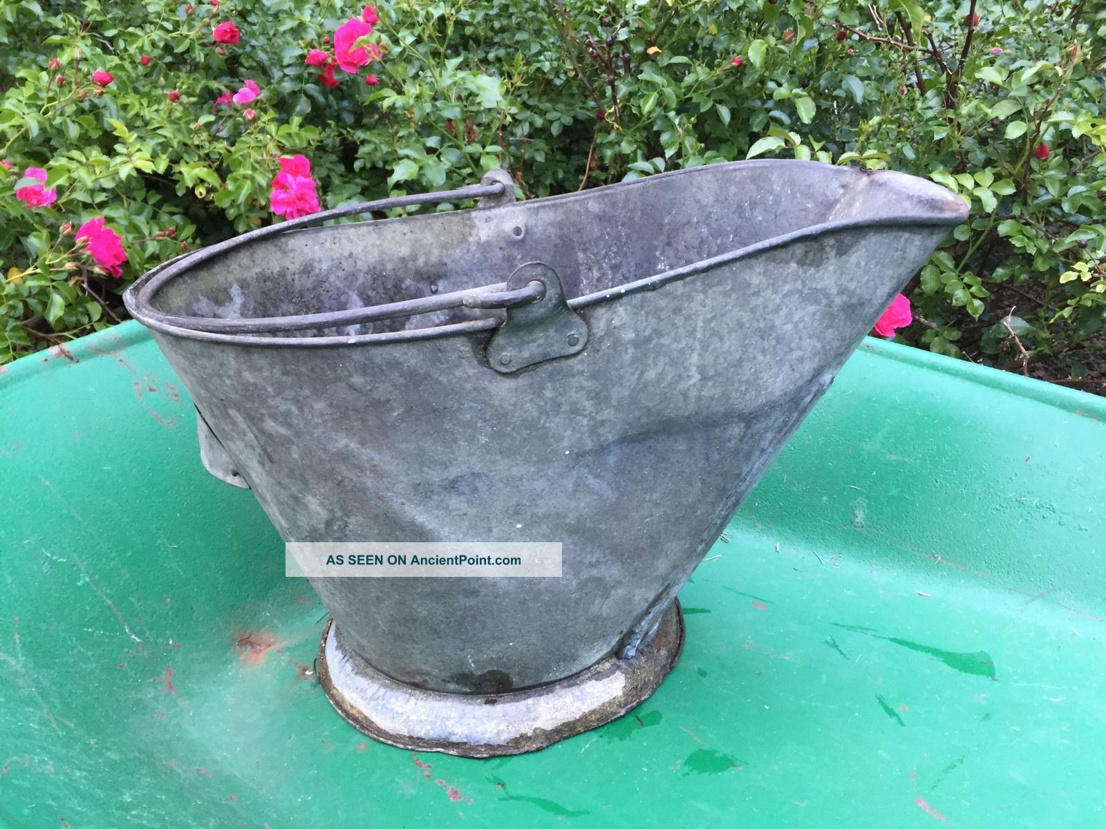 Antique Coal Scuttle Bucket Primitive Metal Ash Handle Flowers Vtg Pail Mum Fall Hearth Ware photo