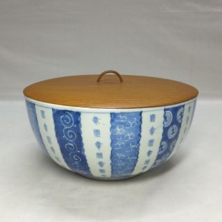 B092: Japanese Old Imari Blue - And - White Porcelain Big Bowl With Lid As Mizusashi photo