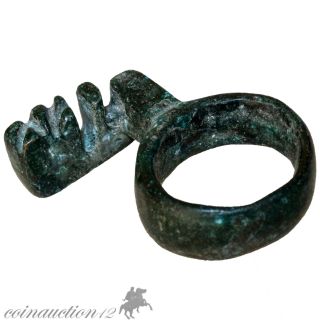 Museum Quality Roman Bronze Key Ring 100 - 300 Ad photo
