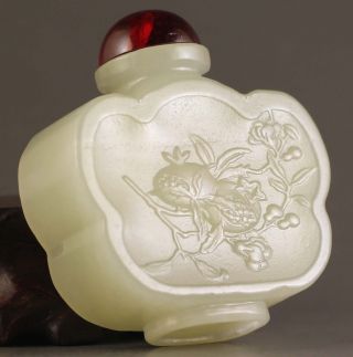 China Old Natural Hetian Jade Hand - Carved Statue Flower Pomegranate Snuff Bottle photo