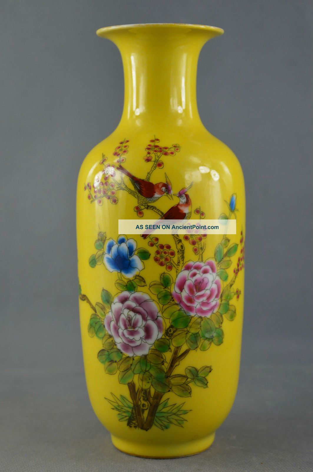 Collectibles Chinese Jingdezhen Porcelain Painting Flower Bird Wonderful Vase Other Chinese Antiques photo