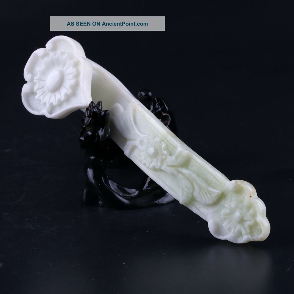 100 Natural Lantian Jade Hand - Carved Ruyi Statue Other Chinese Antiques photo