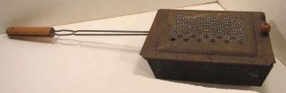 Vintage Long Handle Basket Fireplace Popcorn Maker Popper Rustic Cabin Decor photo