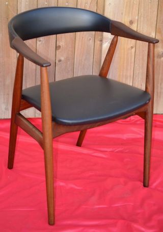 Modern Danish Design - Classical Teak Arm Chair - Panton Era photo