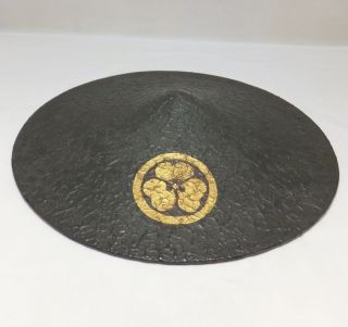 D309: Japanese Old Lacquered Samurai Military Hat Jingasa With Family Crest.  2 photo