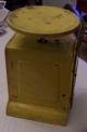 Vtg Autowate Kitchen Scale 25lb Painted Yellow Metal 9x7 