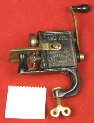 The Gem Antique Cast Iron Clamp On Pinking Machine C.  1903 H.  A.  Hannum & Co. photo