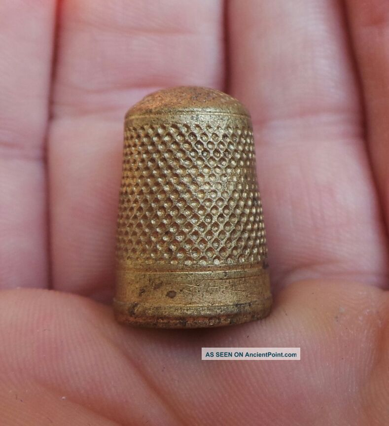 , 17th - 18th Century,  Handmade,  Thimble,  Period,  1675 - 1750,  Vingerhoed Thimbles photo