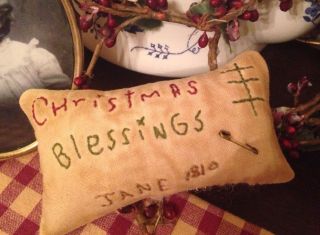 Grubby Christmas Blessings Primitive Pillow Ornament/tuck - 