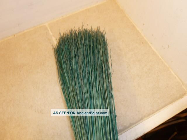 Vintage Whisk Green Straw Vining? Fireplace Hearth 32 