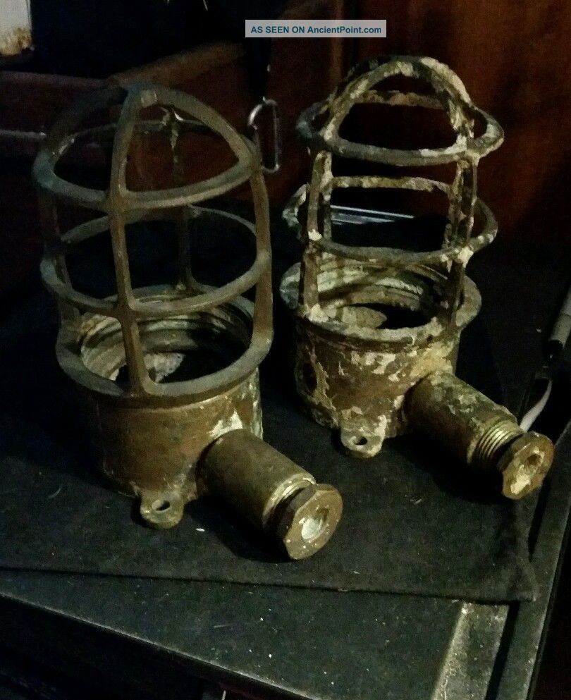 Antique Brass R&s Ship Bulkhead Light ' S Maritime Boat Light ' S Nautical Lamps & Lighting photo