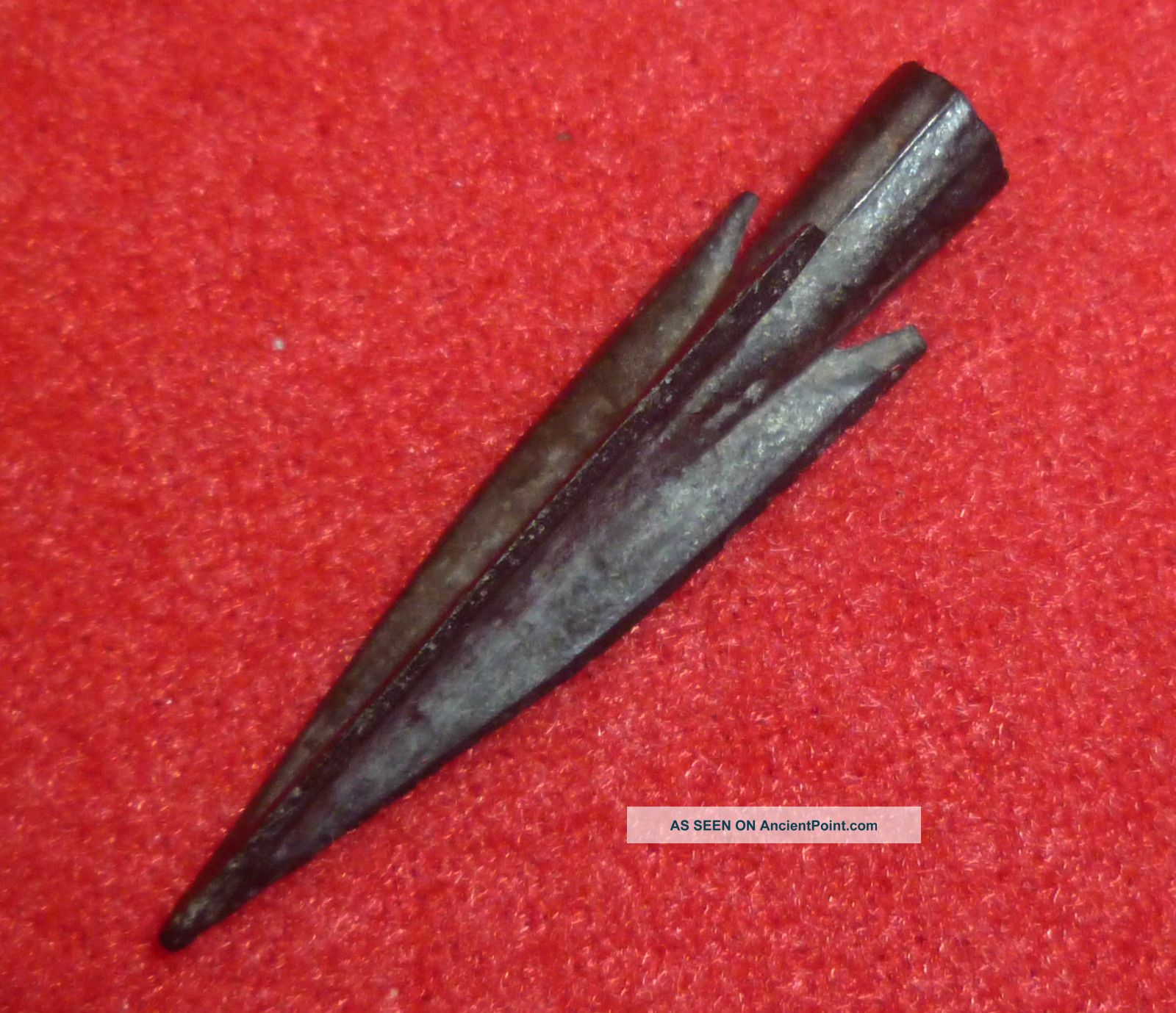 Viking Ancient Artifact - Trilobate Bronze Arrow Head Circa 700 - 800 Ad - 3461 Scandinavian photo