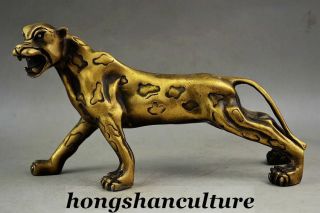 Old Decorated Handwork Copper Carving A Fierce Le0pard Roaring Elegant Statue photo