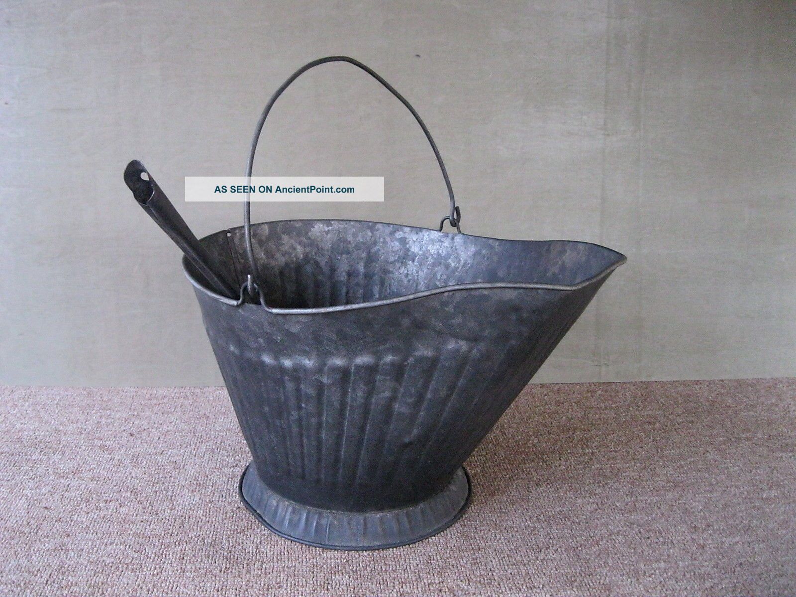 Antique Coal Scuttle Hod Bucket Primitive 17 Metal,  Ash Shovel,  Bail Handle,  Cm Hearth Ware photo