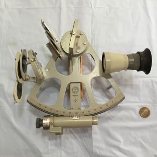 Veb Freiberger Trommel Sextant Sr No 830317.  Made In Germany. photo