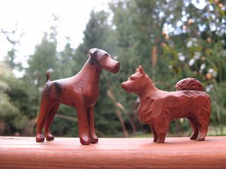 2 Tiny Vintage Wooden Dog Figurines Hand Carved Spitz Terrier Antique Folk Art photo
