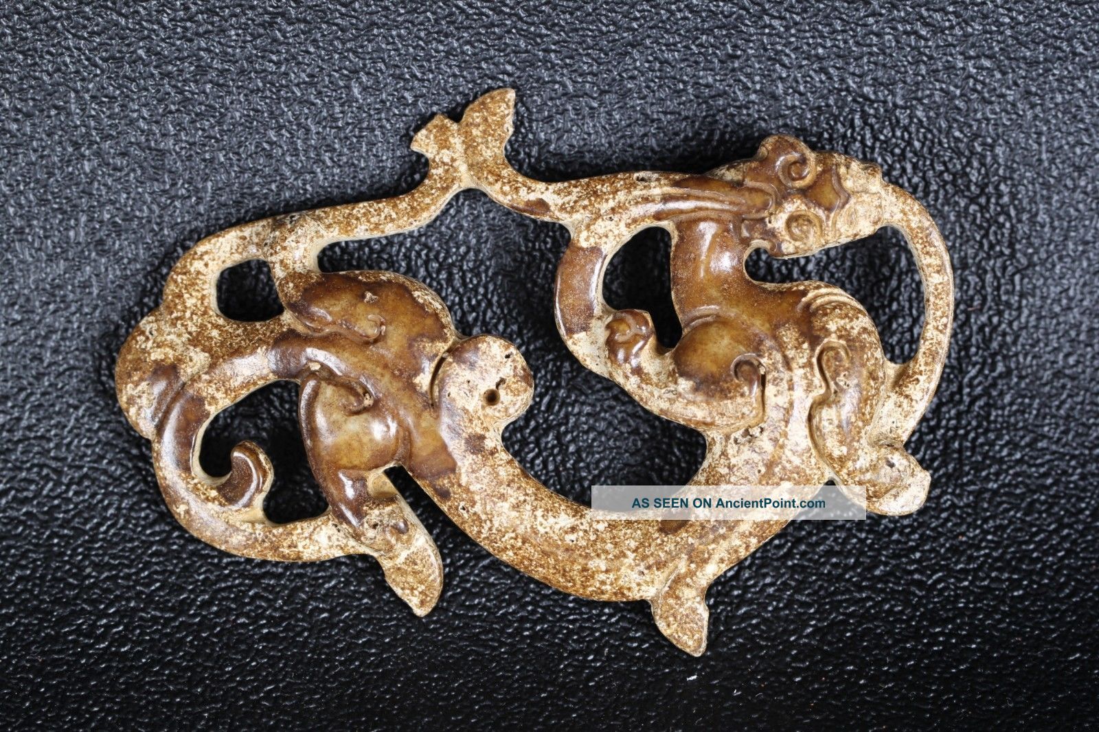 Hand - Carved Chinese Stereoscopic Dragons In The Warring States Period Neolithic & Paleolithic photo