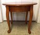 Vintage - Wood Queen Anne Round Side / End Table - Post-1950 photo 4