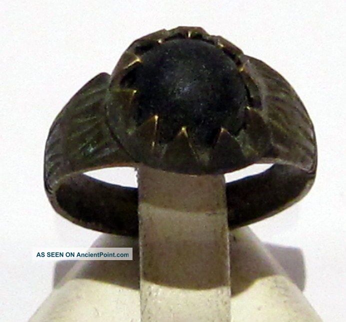 Post - Medieval Bronze Ring With Blue Stone On The Top 35 Roman photo