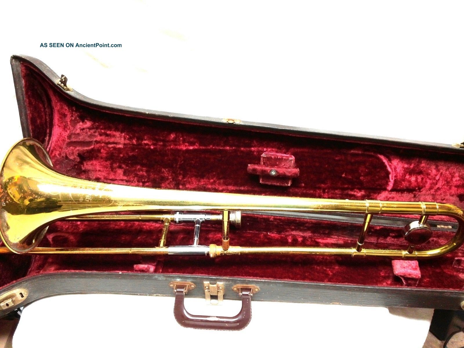 Antique E.  K.  Blessing 81800 Elkhart Trombone Horn With Holton Mouthpiece & Case Brass photo
