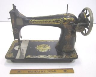 Vtg Singer Model 127 Sphinx Treadle Table 1923 Sewing Machine Ser.  G4560246 (cd) photo