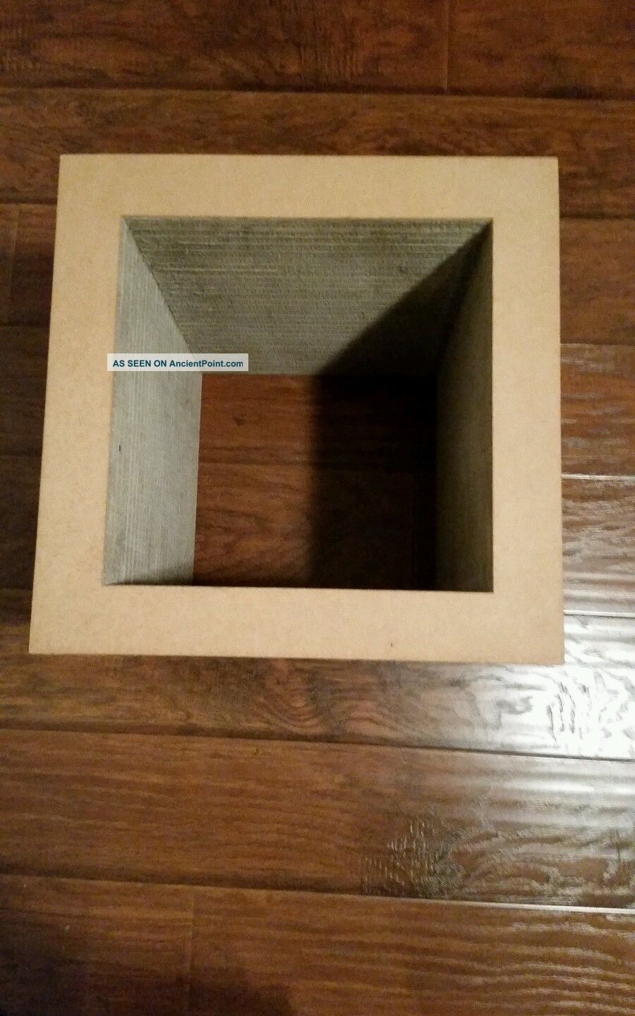 Authentic Frank Gehry Easy Edges Cardboard Low End Side Table Vitra Knoll 1900-1950 photo