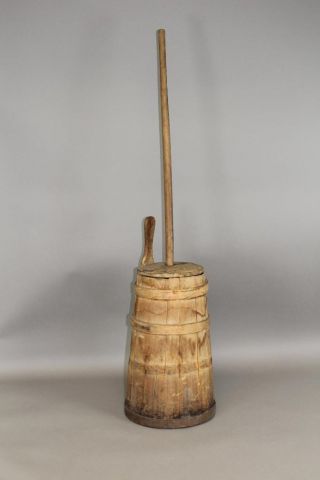 Very Rare Early 18th C Staved Wooden Butter Churn In The Best Patina photo