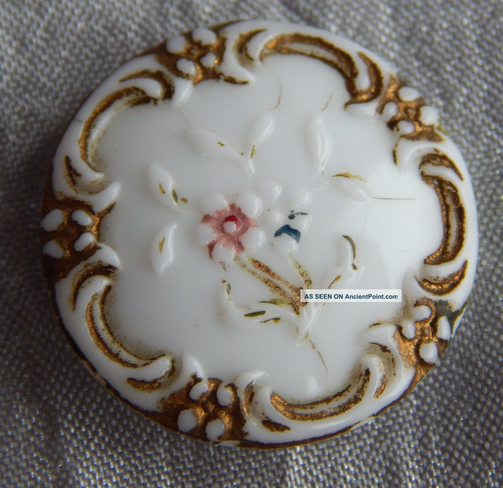 Antique Victorian China Glass Button Flowers And Gold Gilted 325 - A Buttons photo
