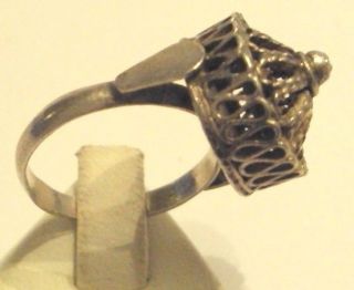 Early 20th Century Silver Ring With Filigree // 690 photo