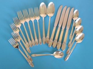1847 Rogers Silverplate 1937 First Love 4 Place Settings 3 Serving/sugar Spoons photo
