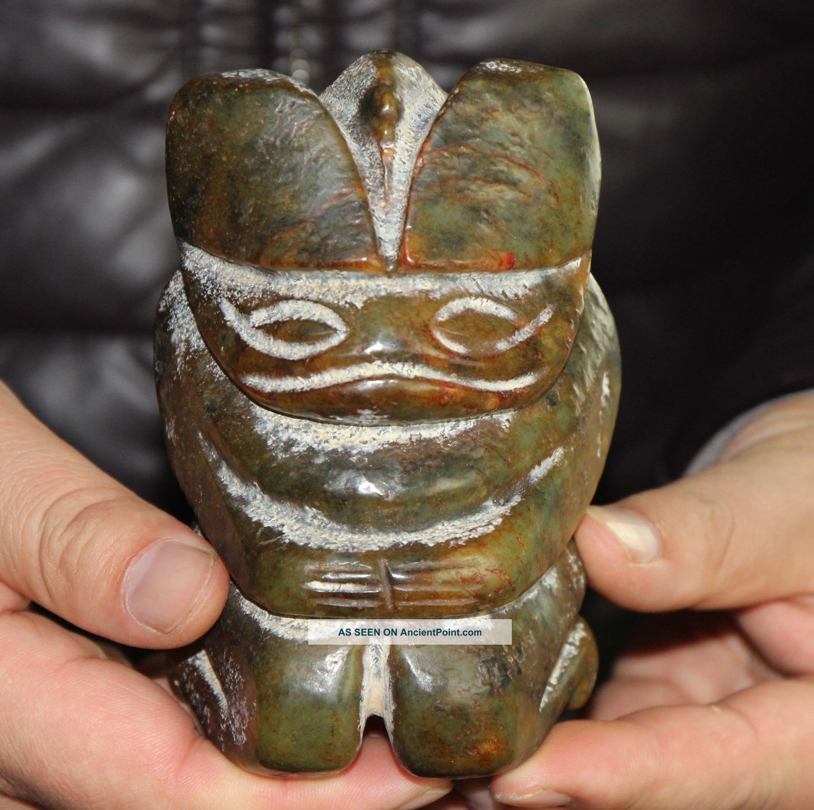 850g Antique Chinese Hongshan Jade Carved Jade Statue Other Antique Chinese Statues photo