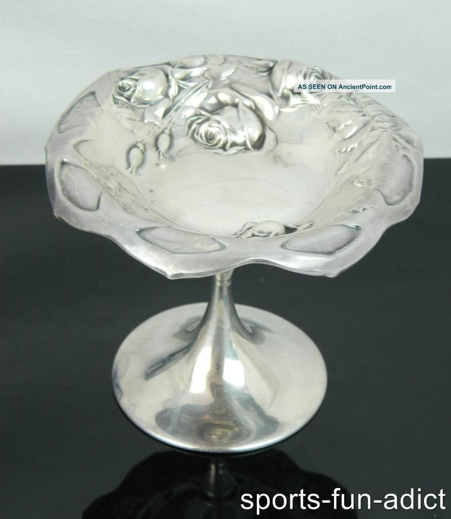 International Repousse Sterling Silver Compote Floral Nut Candy Dish 4 5/8 