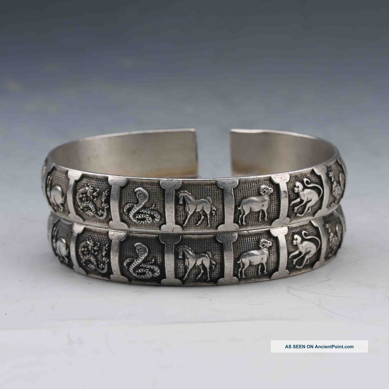 Collectable Tibet Silver Hand Carved Zodiac Sign Bracelet G711 Bracelets photo