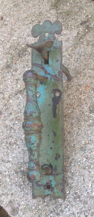 Primitive Rustic Antique Iron Thumb Latch Door Handle,  8 - 3/4 