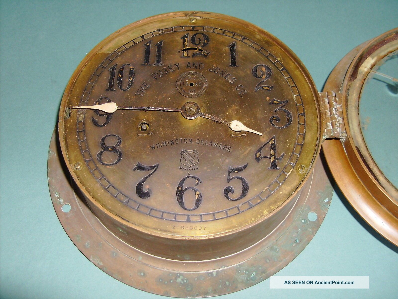 Antique Ship Clock Pusey And Jones Co.  Shipbuilder & Yachts 