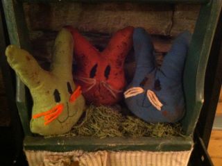 Primitive Easter Spring Bunny Pillow Tucks Ornies Bowl Fillers Decor photo