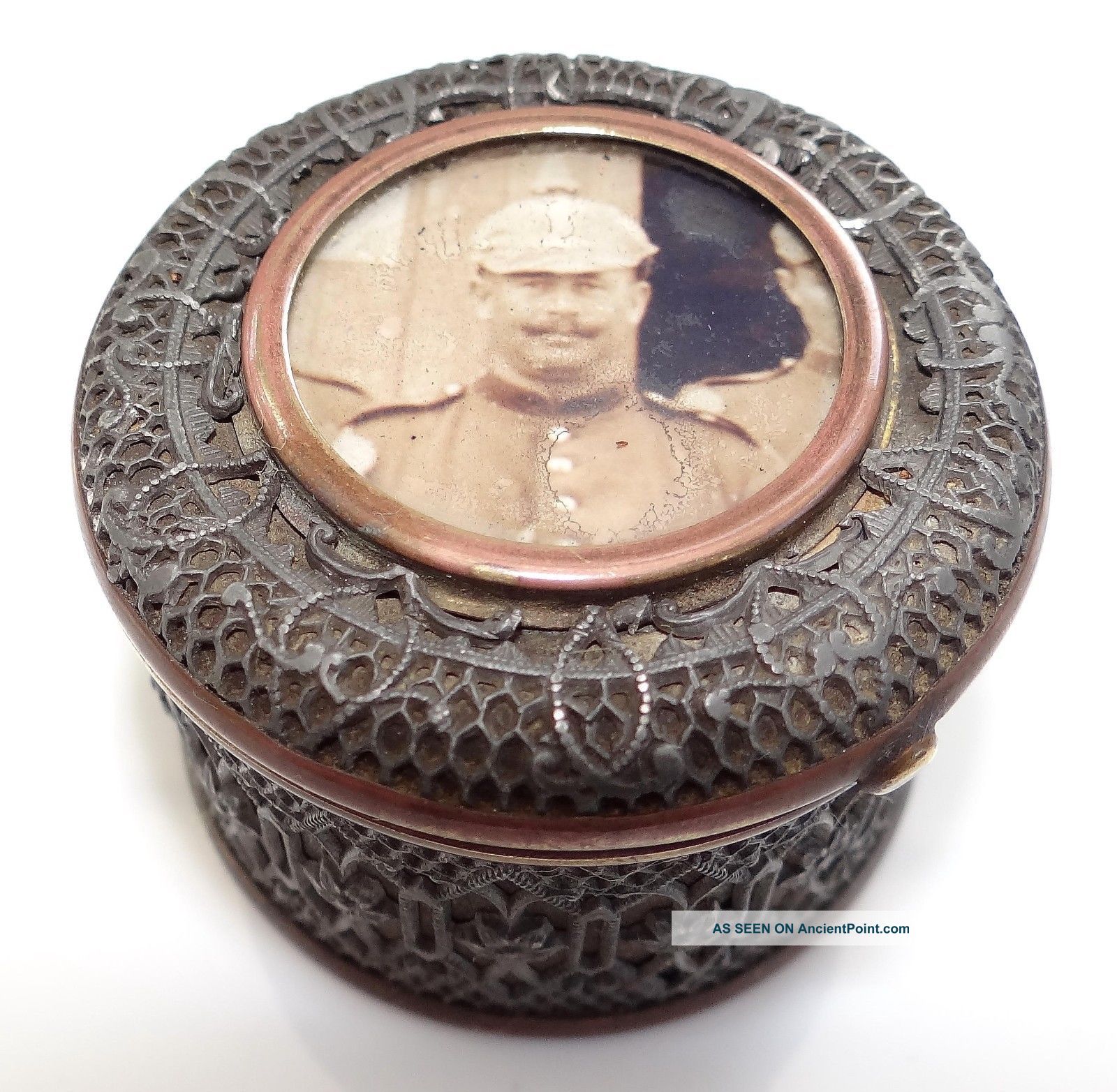 Antique 1910 German Wwi Copper & Metal Filagree Trinket Box With Soldiers Photo European photo