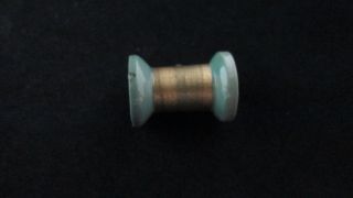 Resin/plastic 1930 - 1940 ' S Realistic Spool Thread Button Green Spool Gold Thread photo