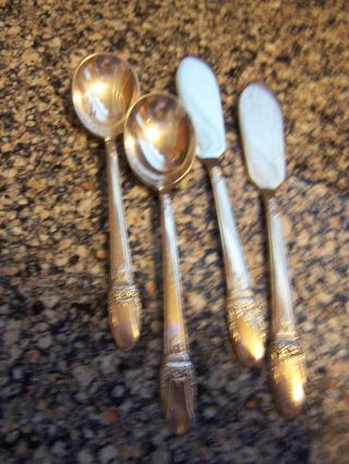 2 Master Butter/2 Sugar Spoons 1847 Roger Bros.  Is Silverplated 