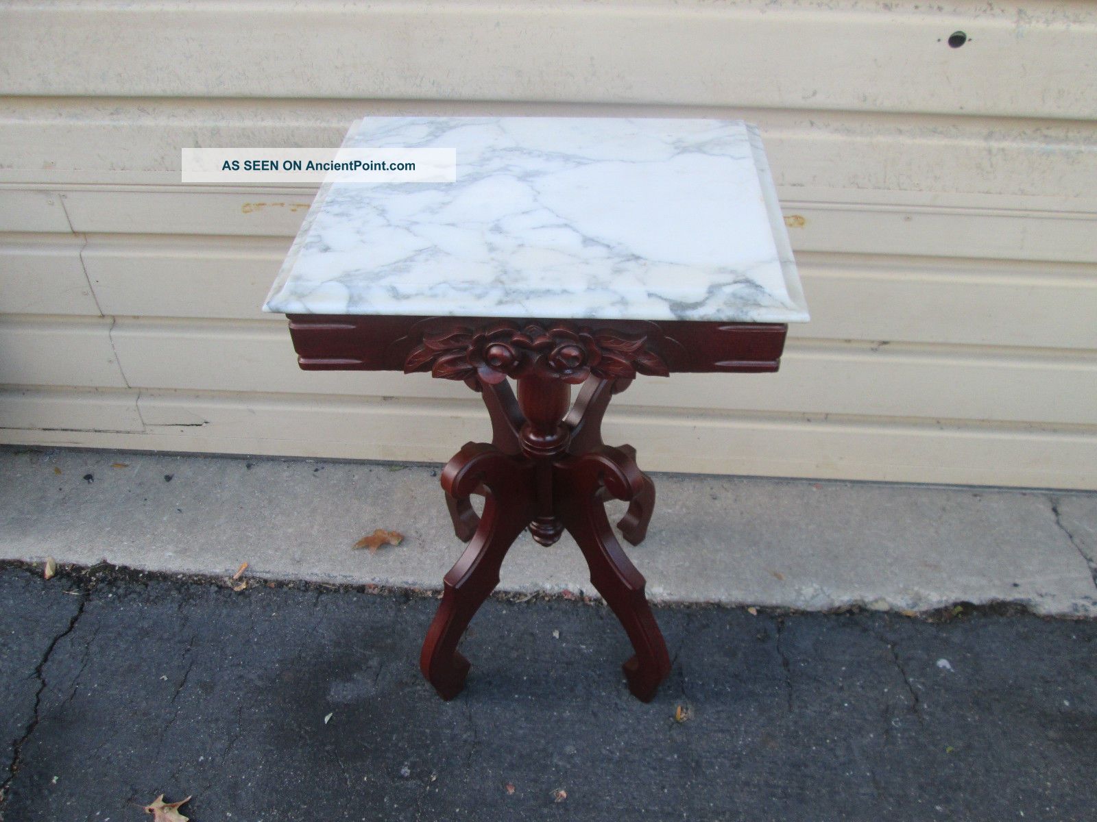 57593 Victorian Furniture End Table Stand Post-1950 photo