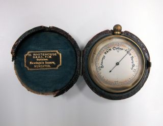 Cased Pocket Barometer photo