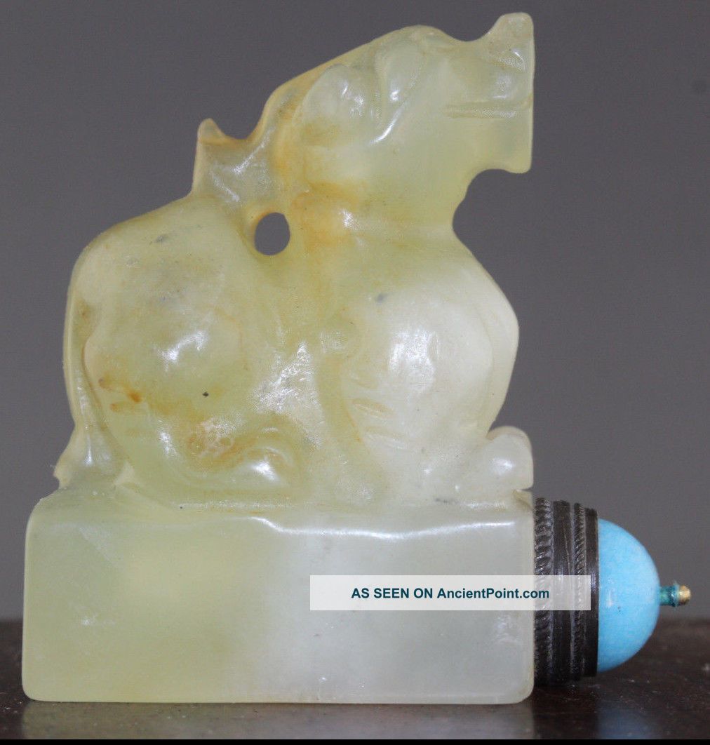 Rare Chinese Master Hand Carved Kirin Shape Old Jade Snuff Bottle Exquisite H542 Snuff Bottles photo