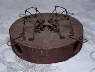Antique Vtg Primitive Easy Setting Choker Guillotine 4 - Hole Wooden Mouse Trap photo
