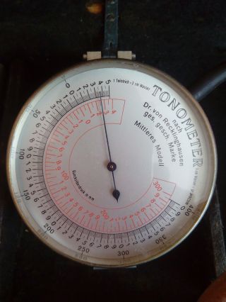 Antique Doctor ' S Tonometer To Measure Blood Presure - Nurce Medical - Rare photo
