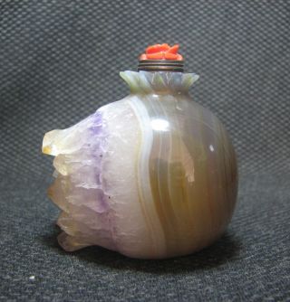 Traditional Chinese Agate Carve Pomegranate Design Snuff Bottle photo