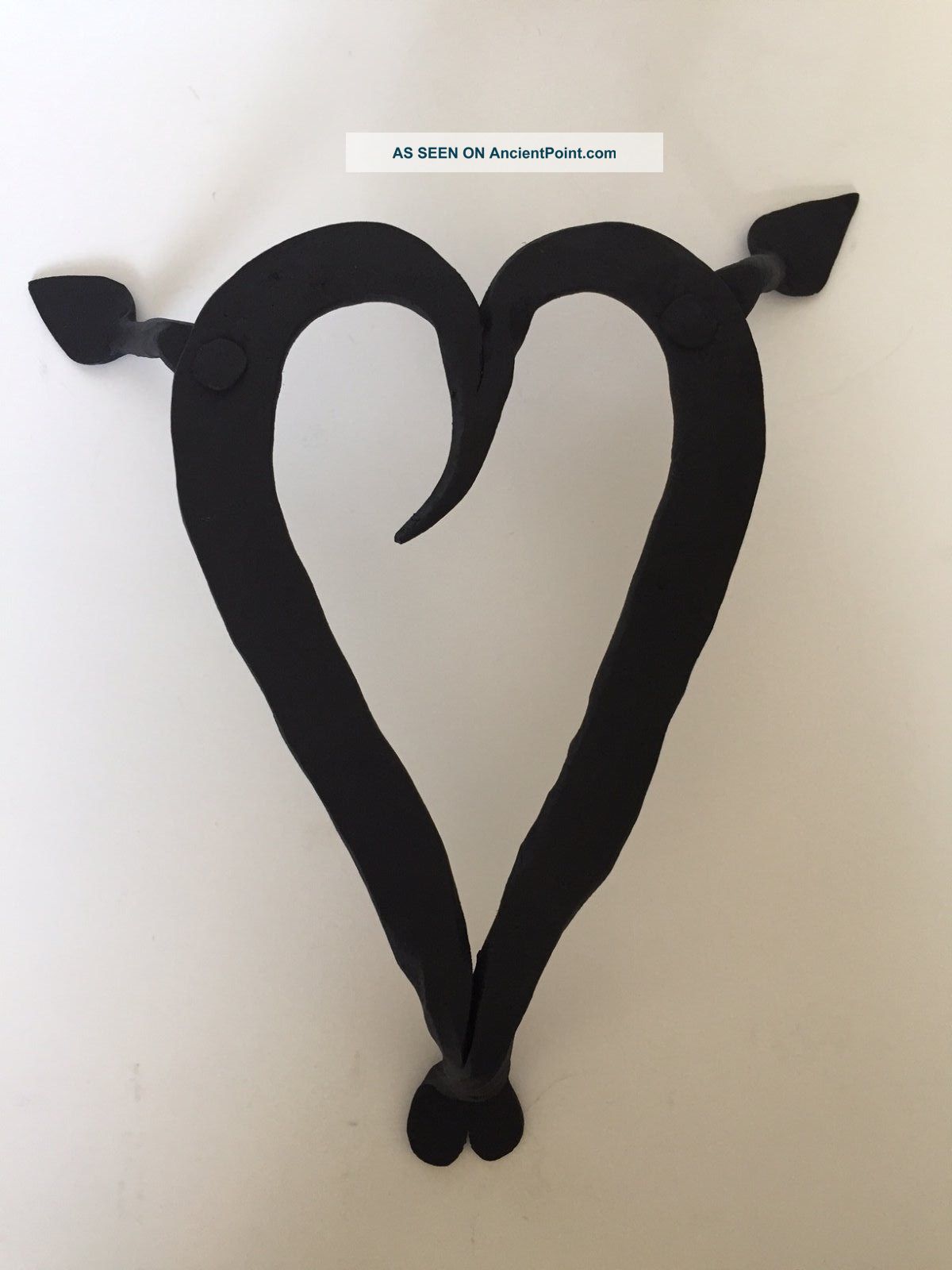 Antique Vintage Hand Forged Iron Heart Trivet Plant Stand Display Trivets photo